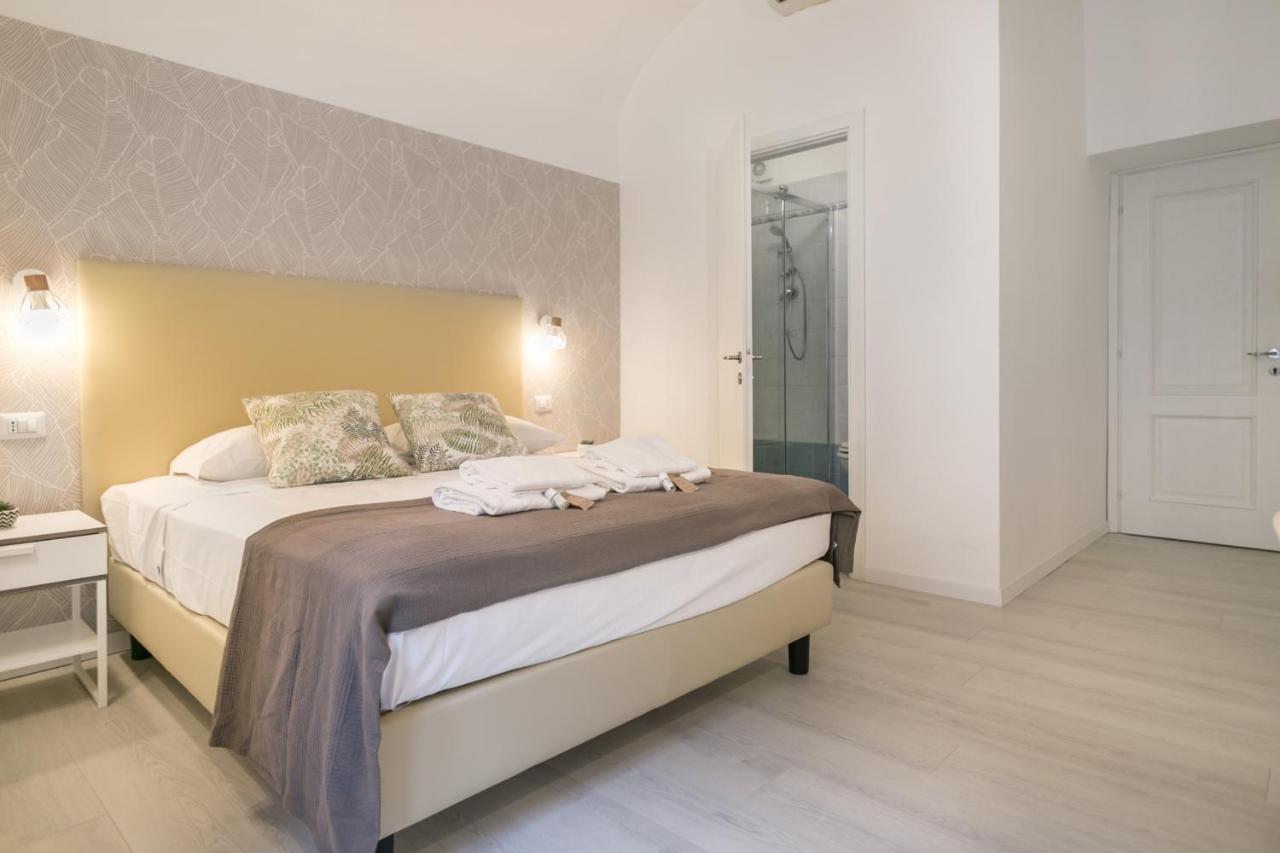 White Candia Guesthouse Roma Ngoại thất bức ảnh
