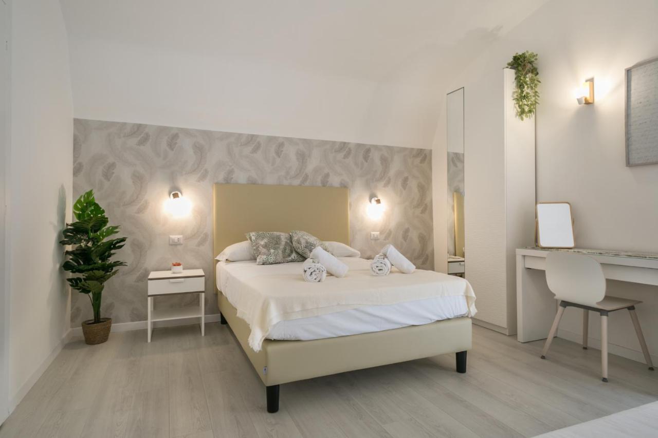 White Candia Guesthouse Roma Ngoại thất bức ảnh