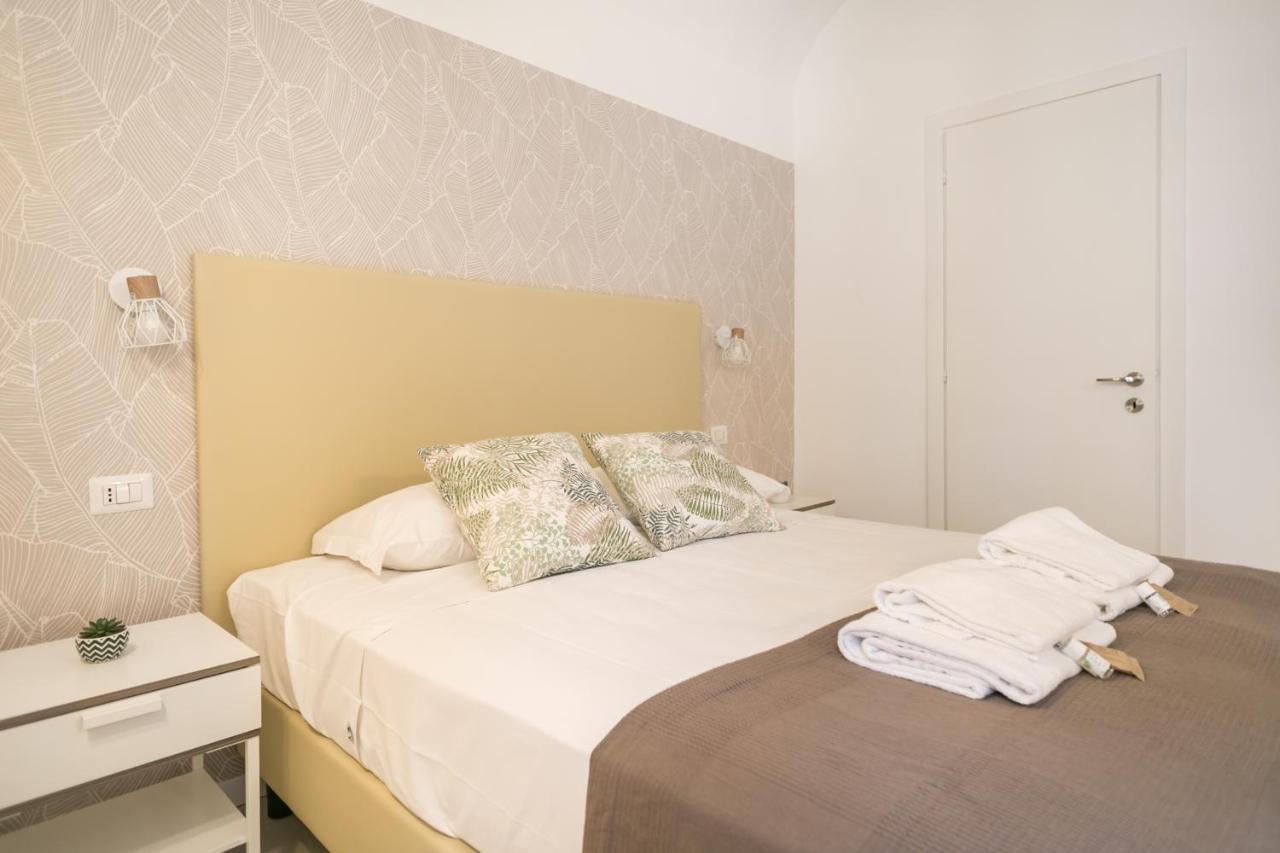 White Candia Guesthouse Roma Ngoại thất bức ảnh