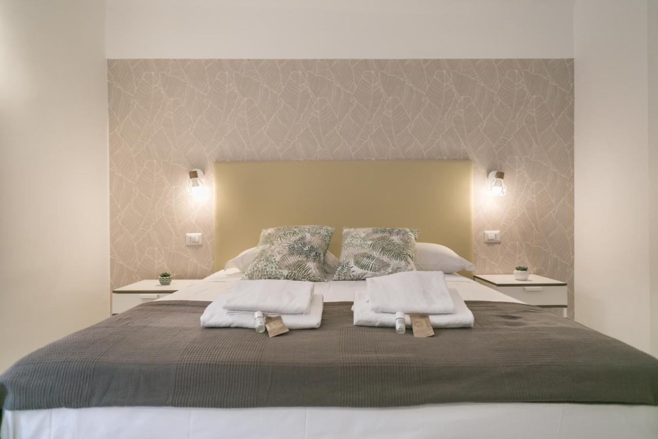 White Candia Guesthouse Roma Ngoại thất bức ảnh