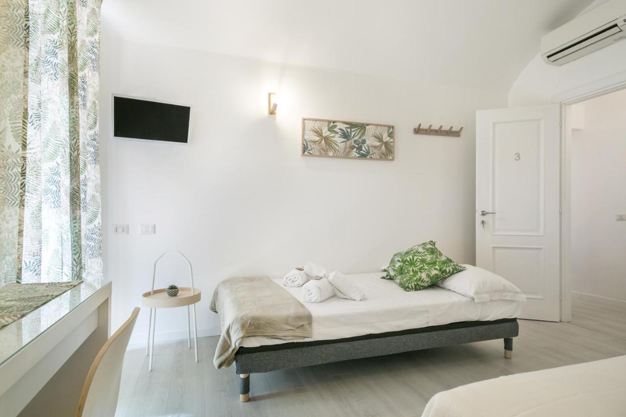 White Candia Guesthouse Roma Ngoại thất bức ảnh